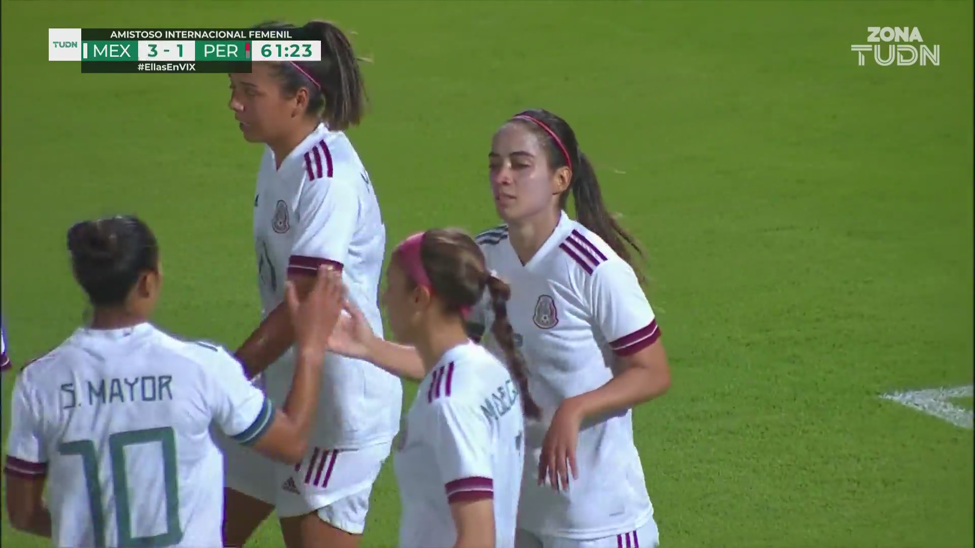 ¡Ya es goleada! Caro Jaramillo vuelve a anotar y pone el 41 para