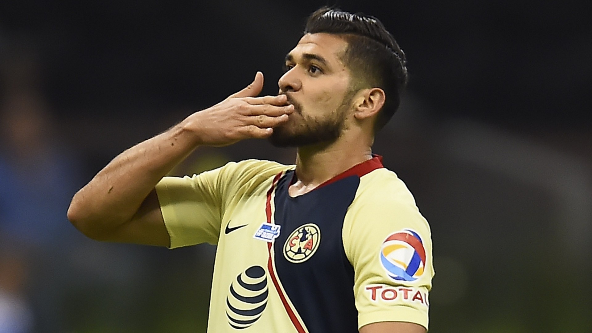 El heroísmo de Henry Martín rumbo a la final crónica de color del