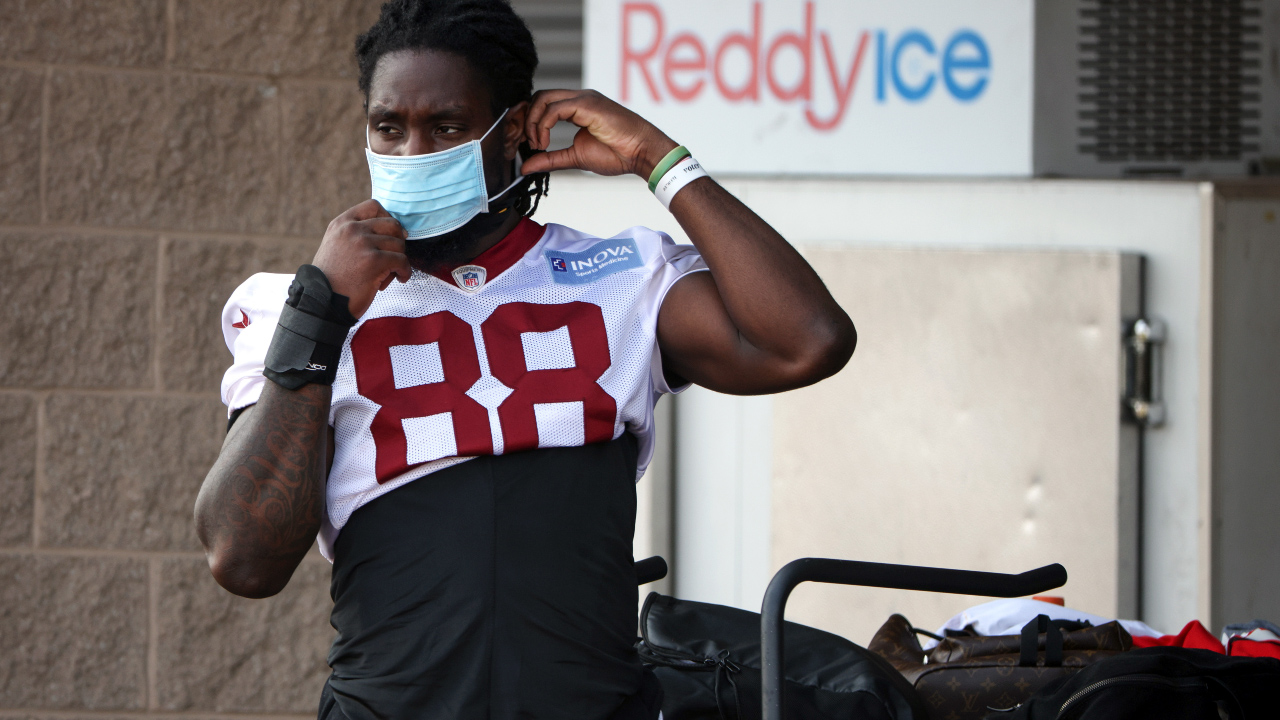 La NFL probará este prototipo de casco para mitigar el coronavirus - CNN  Video