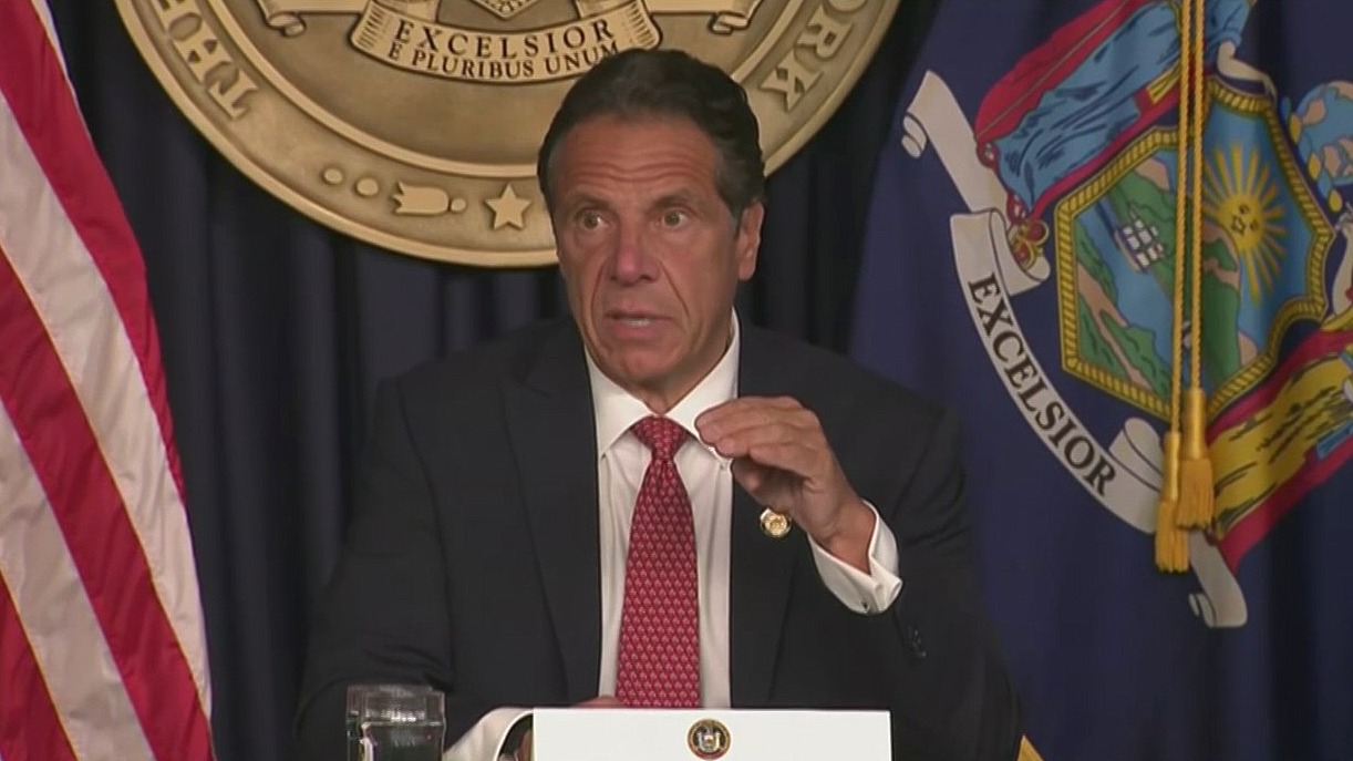 Gobernador de Nueva York recibe nueva acusación en su contra mientras