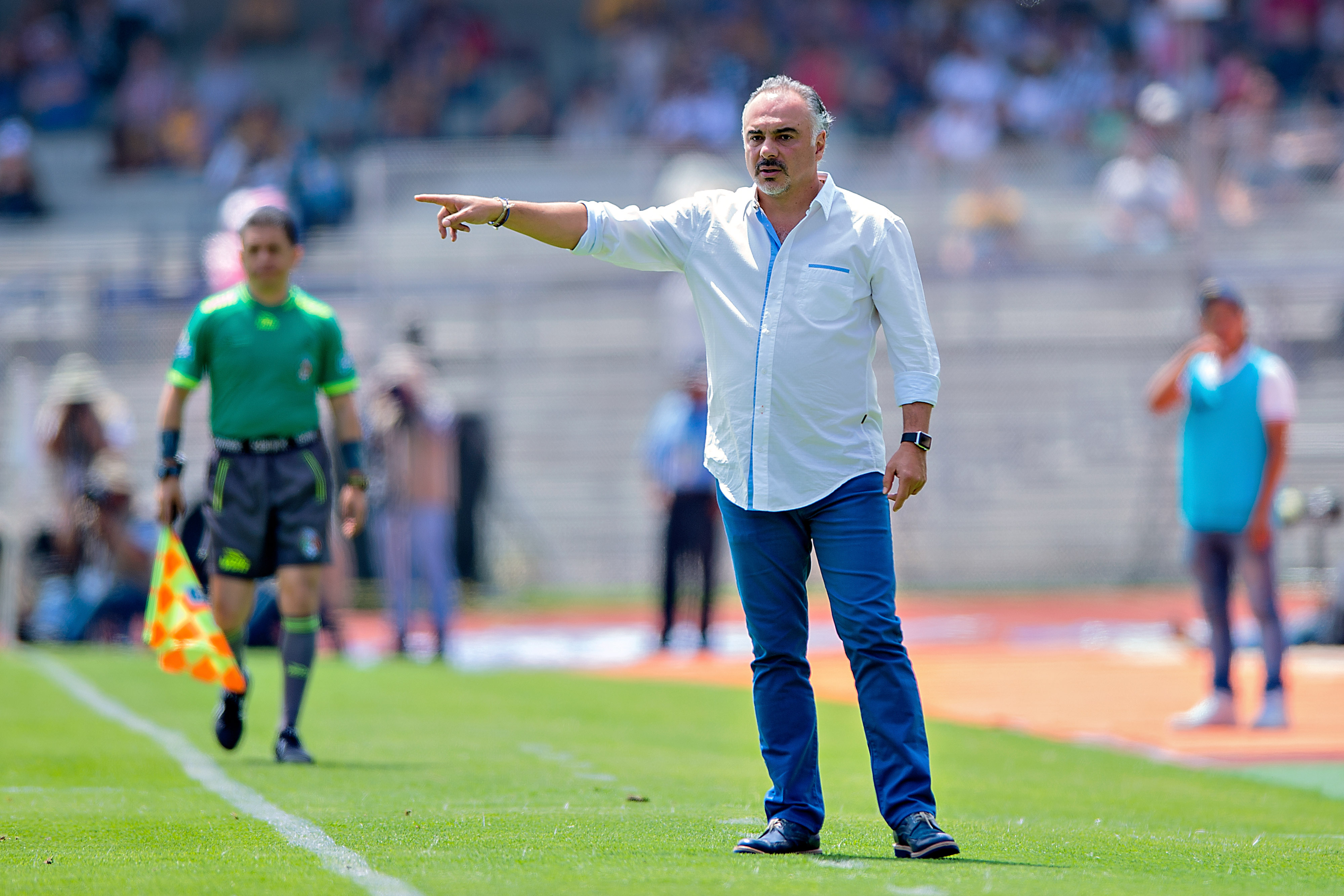 Guillermo Vázquez renovó contrato con los Pumas Deportes Liga MX