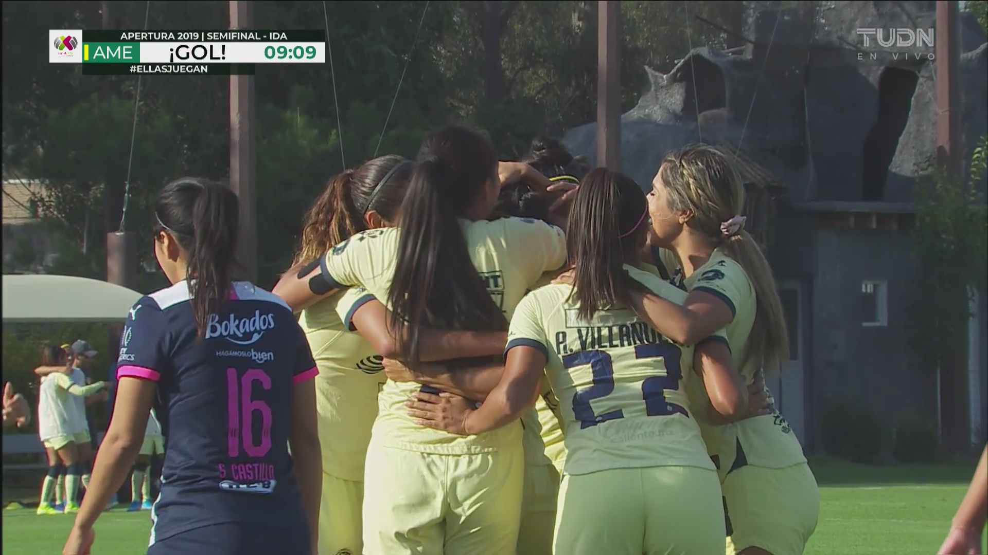 América vs Monterrey Marcela Valera remata de cabeza para el 10