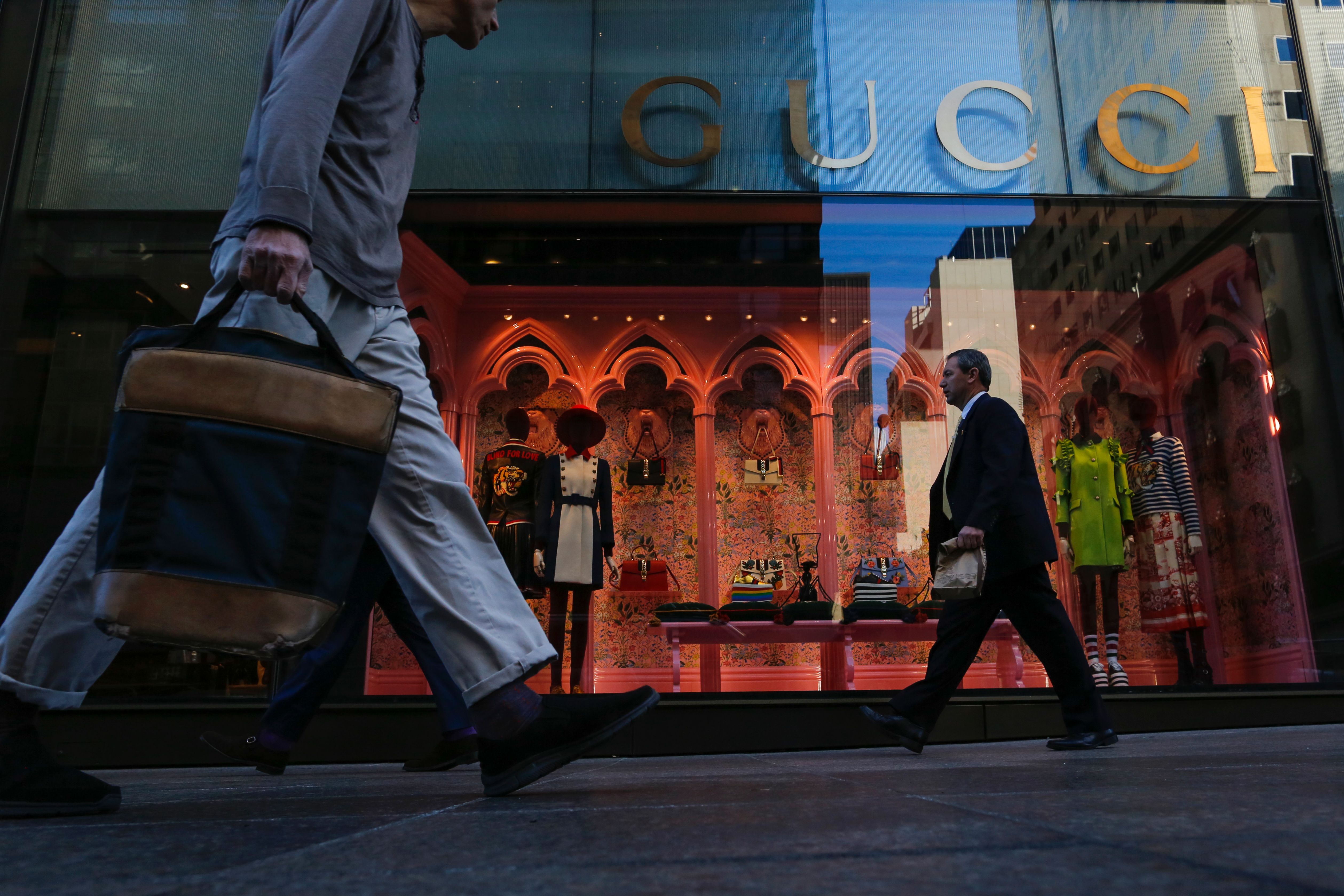 Las icónicas tiendas de la Quinta Avenida en Manhattan que reabrieron