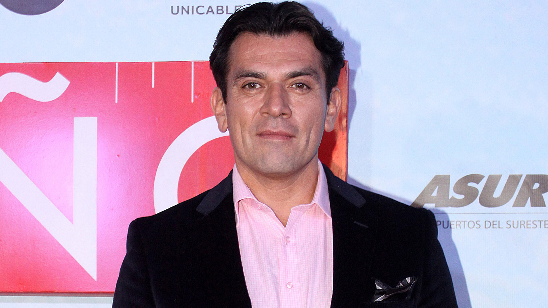 Molesto por hablar de su salud?: Jorge Salinas reacciona cuando le preguntan sobre sus “achaques” | Shows El Gordo y La Flaca | Univision