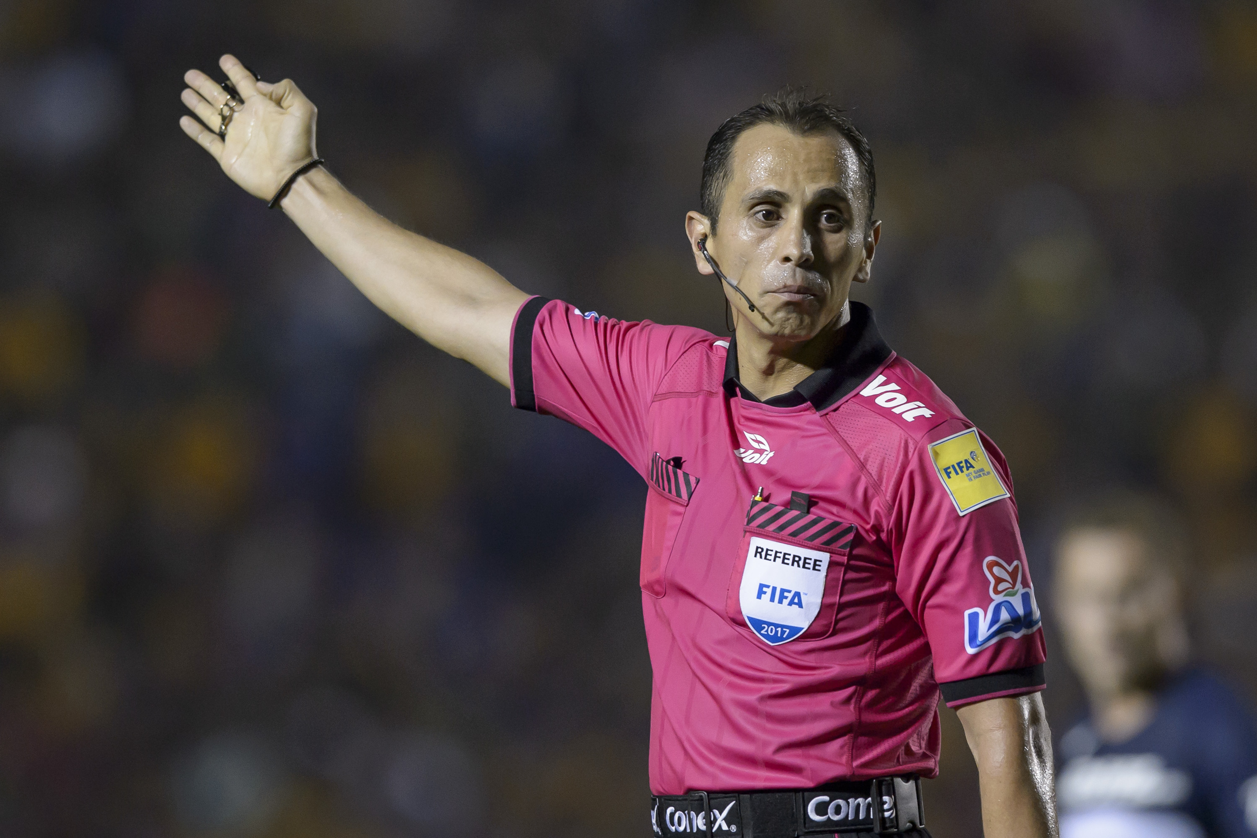 El Rebaño defiende a Santander "Es un gran arbitro, ellos también cometen errores" Deportes