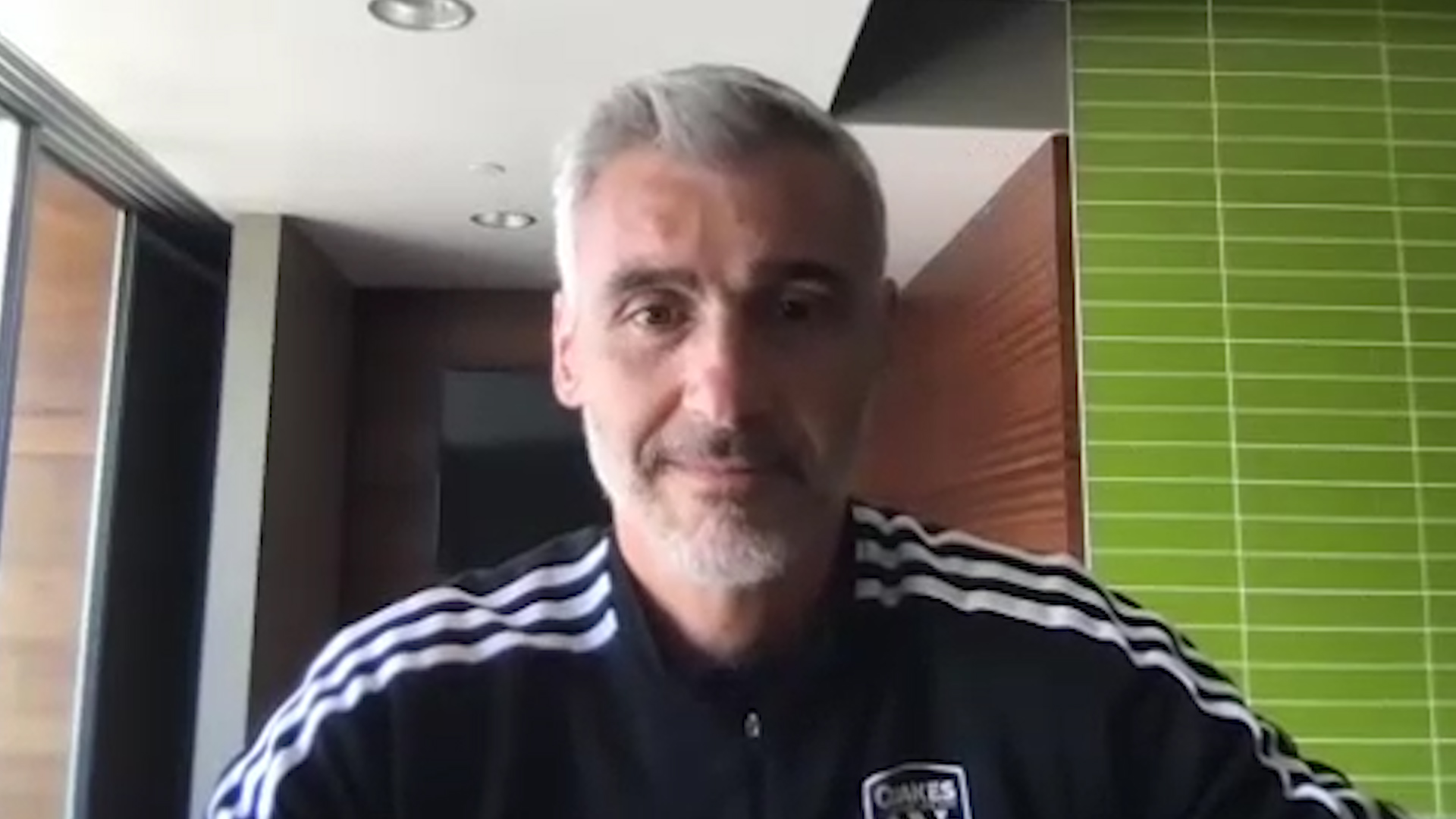 Alex Covelo entrenador interino San Jose Earthquakes cree que 'Chofis