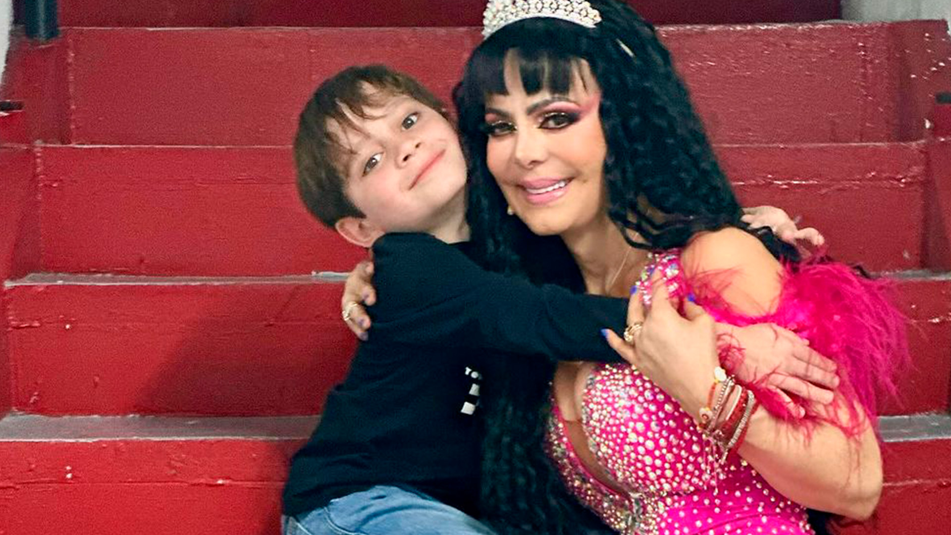 Desenmascaran a Maribel Guardia y a su esposo? Afirman que habrían golpeado  brutalmente al 'amante' de Imelda Tuñón | Shows Famosos | Las Estrellas