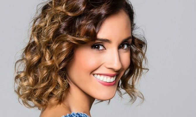 La actriz Mar Contreras anuncia su segundo embarazo con tierna fotografia | Vino el amor | Novelas Vino el Amor | Univision