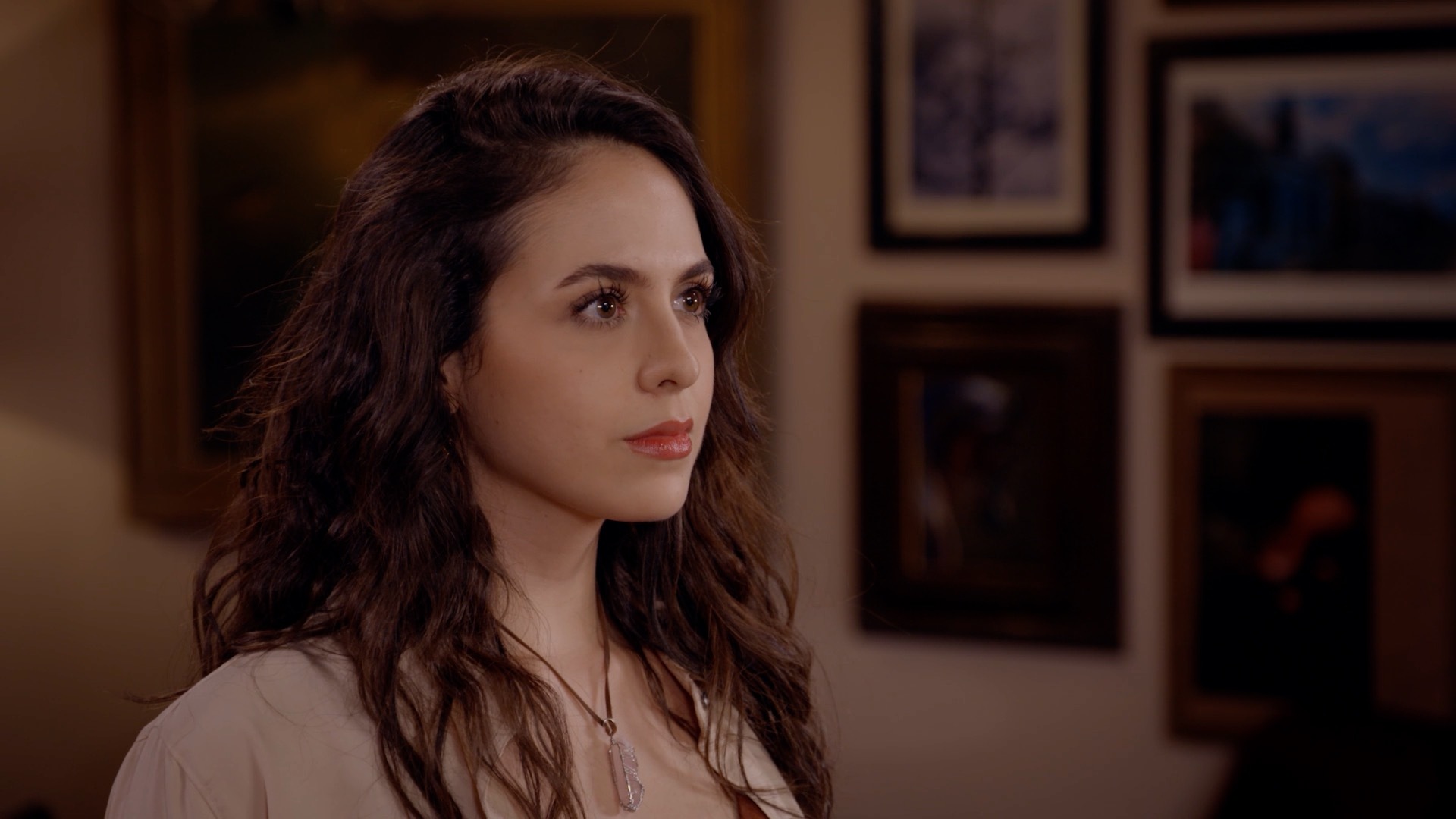 C12 El que juega con fuego se quema Shows Nadie Como Tú Las Estrellas