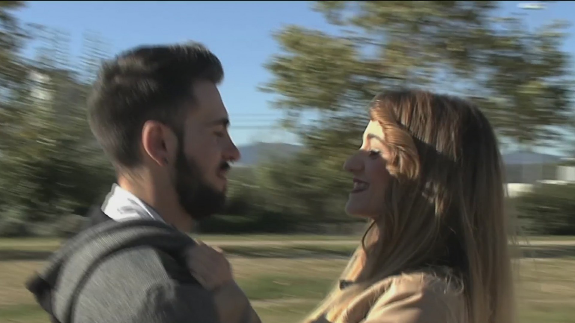 Son hermanos y no esconden su amor prohibido Shows Primer Impacto