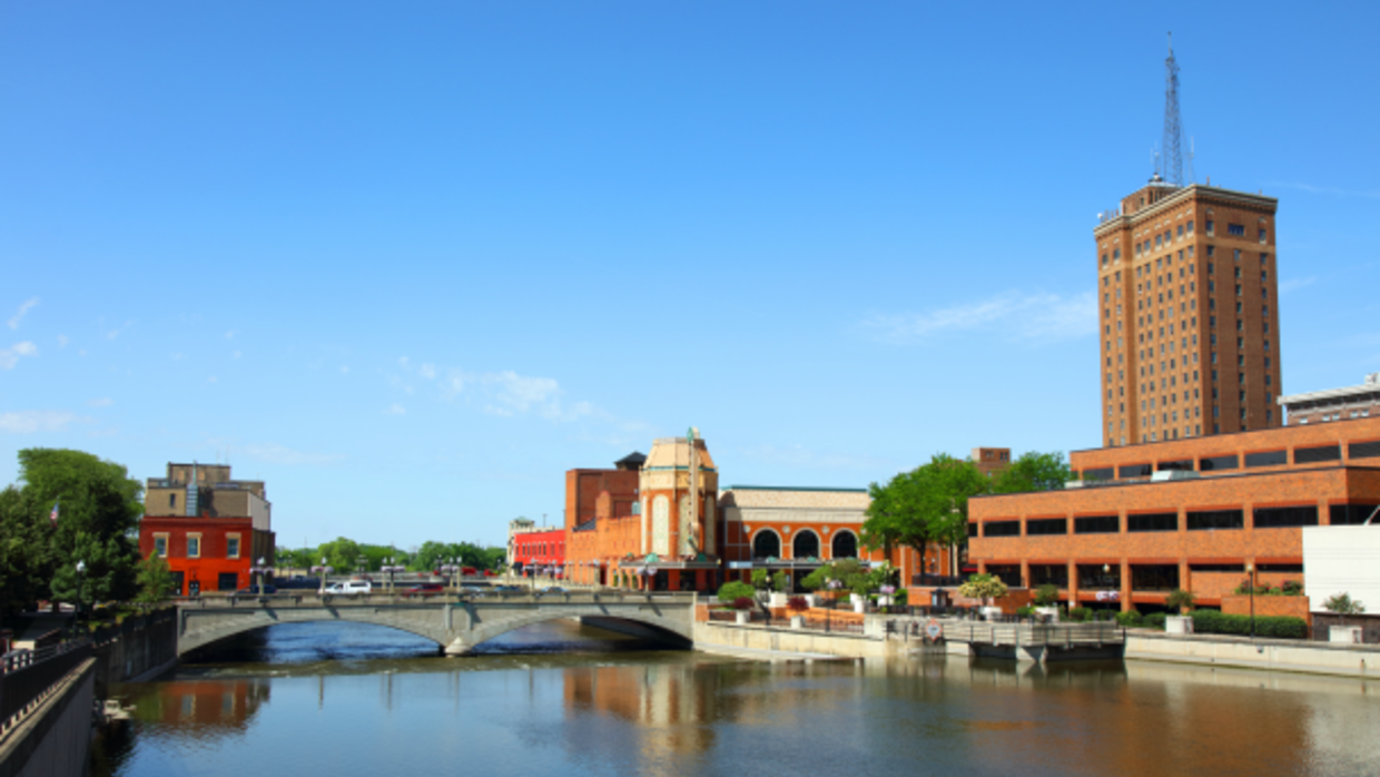 Illinois lo celebra Aurora es una de las 10 mejores ciudades para