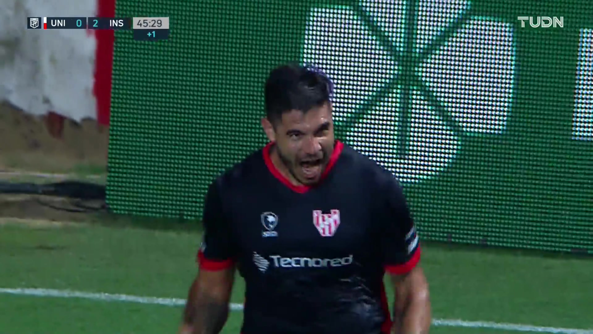 Gabriel Graciani consigue el 02 de Instituto sobre Unión Deportes