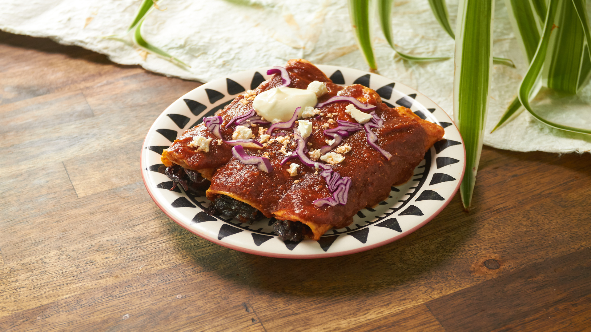 Enchiladas de flor de Jamaica Delicioso Univision