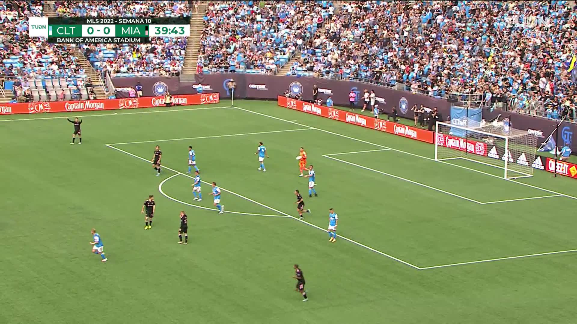 ¡TIRO ATAJADO! disparo por Indiana Vassilev. Deportes MLS TUDN