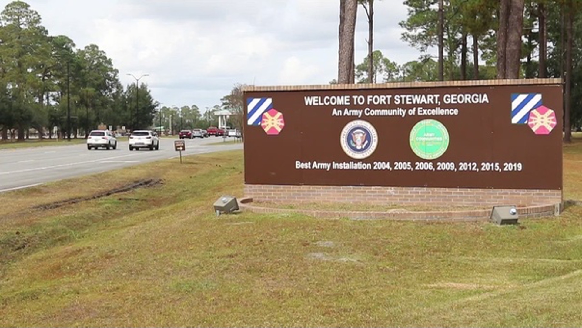 Hallan muertos a cuarto miembros de una familia en una vivienda dentro