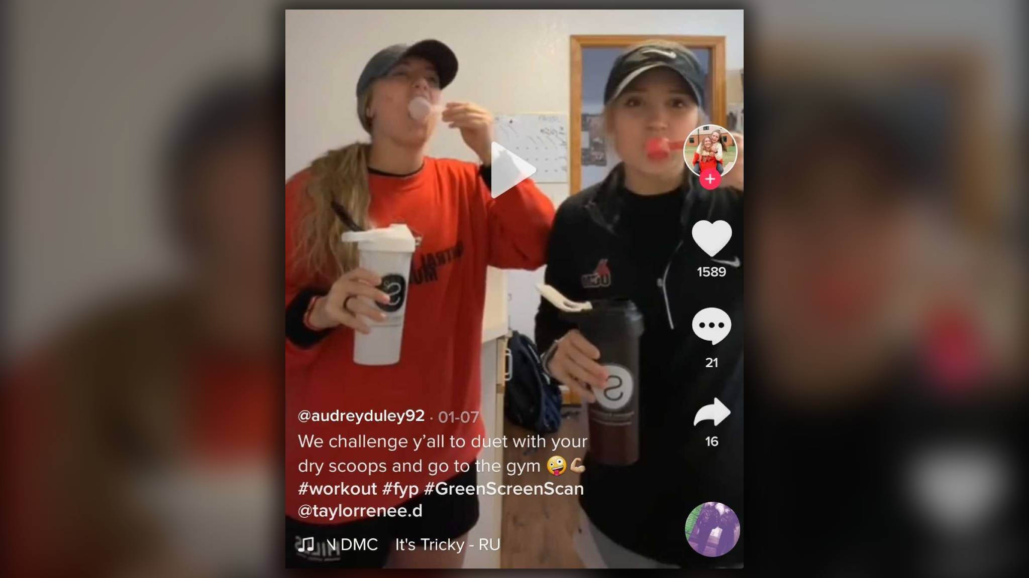 Qué es el ‘dry scooping’ y por qué este nuevo reto viral en TikTok