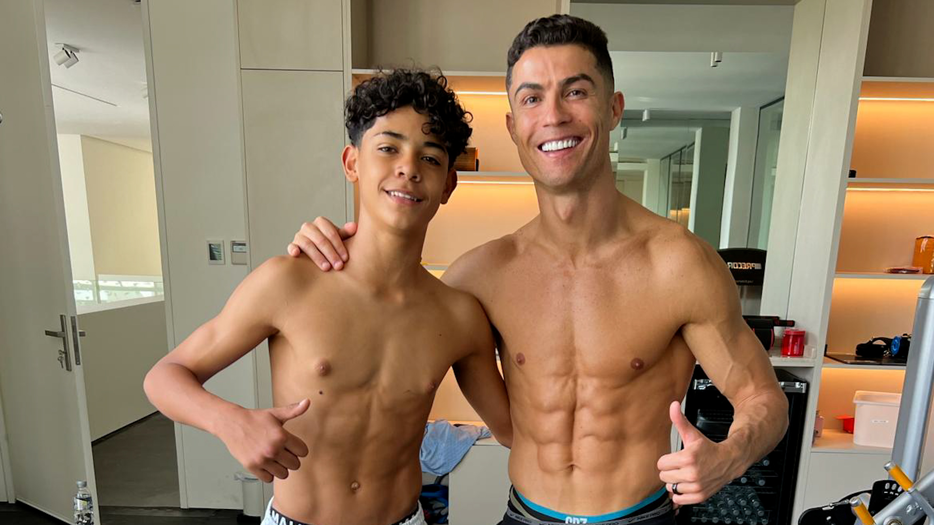 Cristiano Ronaldo Jr., un pequeño 'clon' de su padre: estas imágenes lo  demuestran