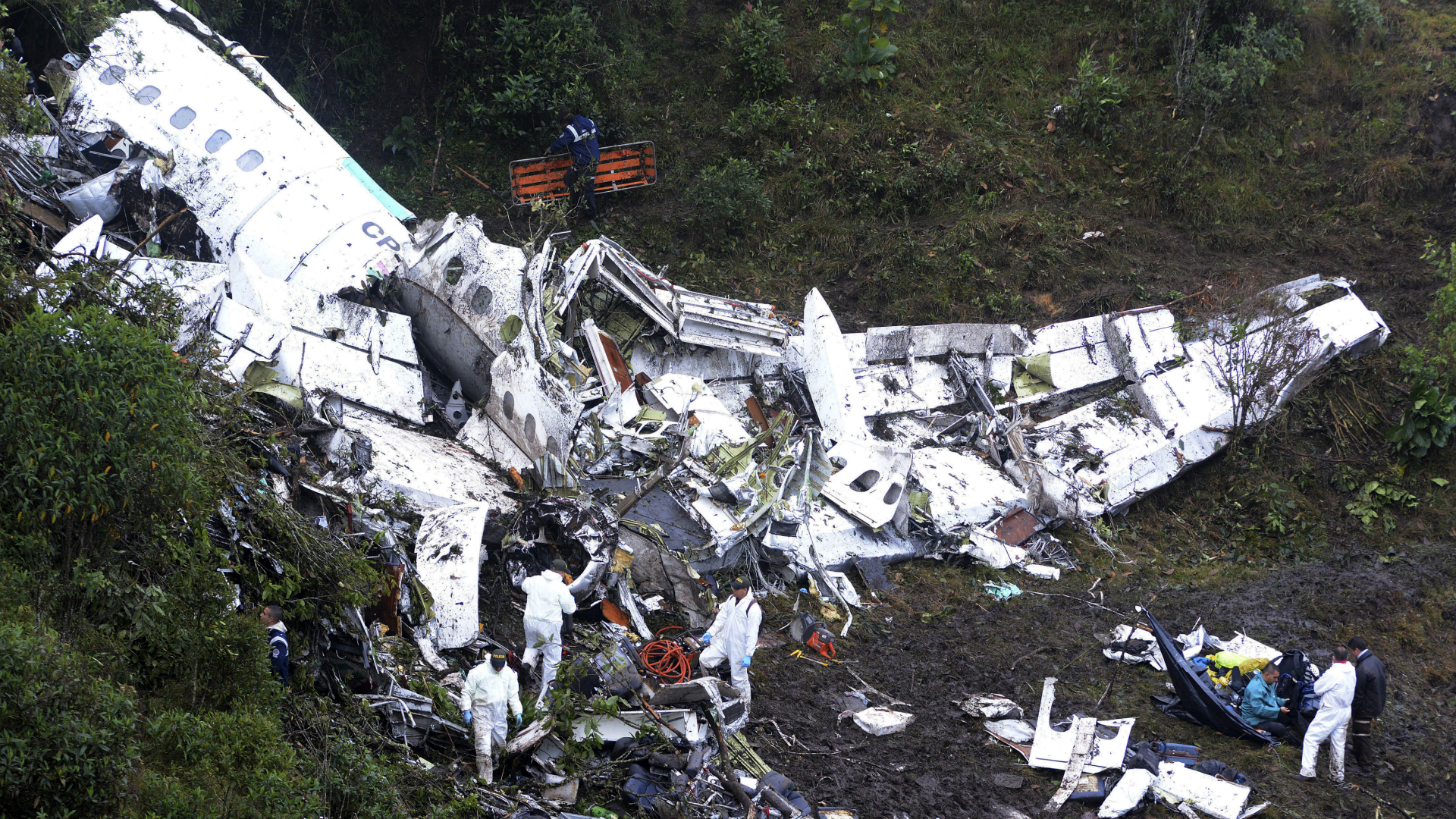 Авиакатастрофа уругвай 1972. Авиакатастрофа люди ели людей. Крушение самолета в андах в 1972. 13 октября 1972 авиакатастрофа в андах. Авиакатастрофа люди ели людей.