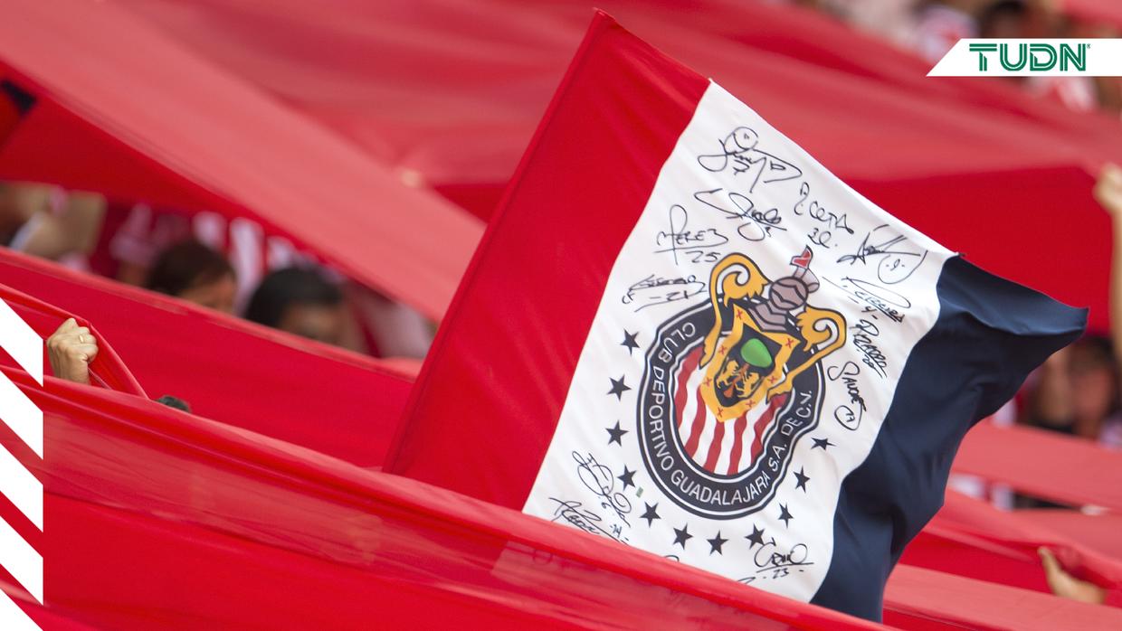 Chivas cambia su escudo al quitar las estrellas de sus 12 títulos