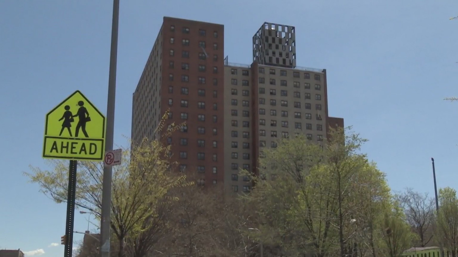 Alquiler de apartamentos de renta controlada podrían aumentar hasta un 4 Video Univision