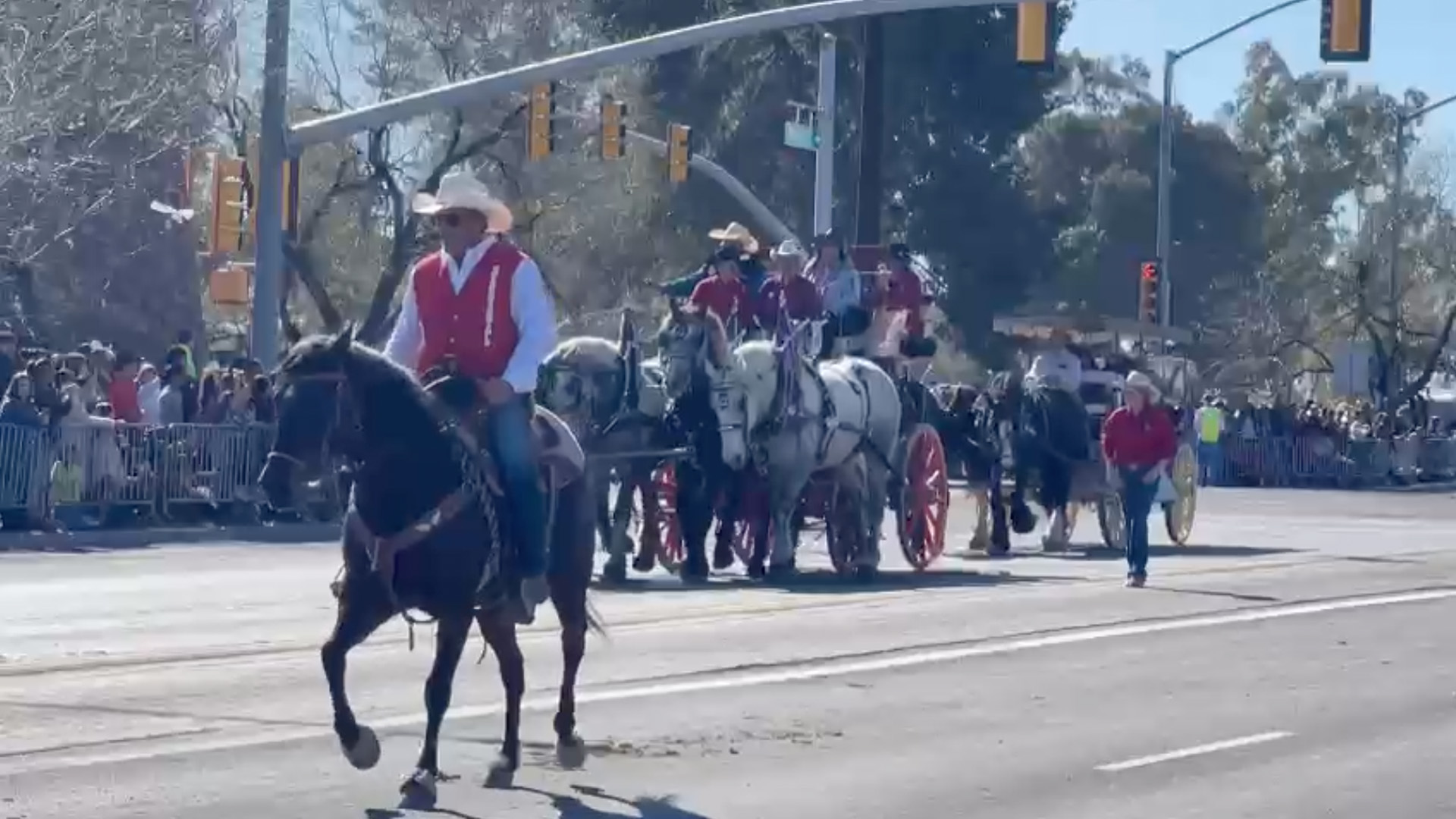 La Fiesta De Los Vaqueros Tucson Así fue la Fiesta de los Vaqueros con el Desfile del Rodeo de Tucson