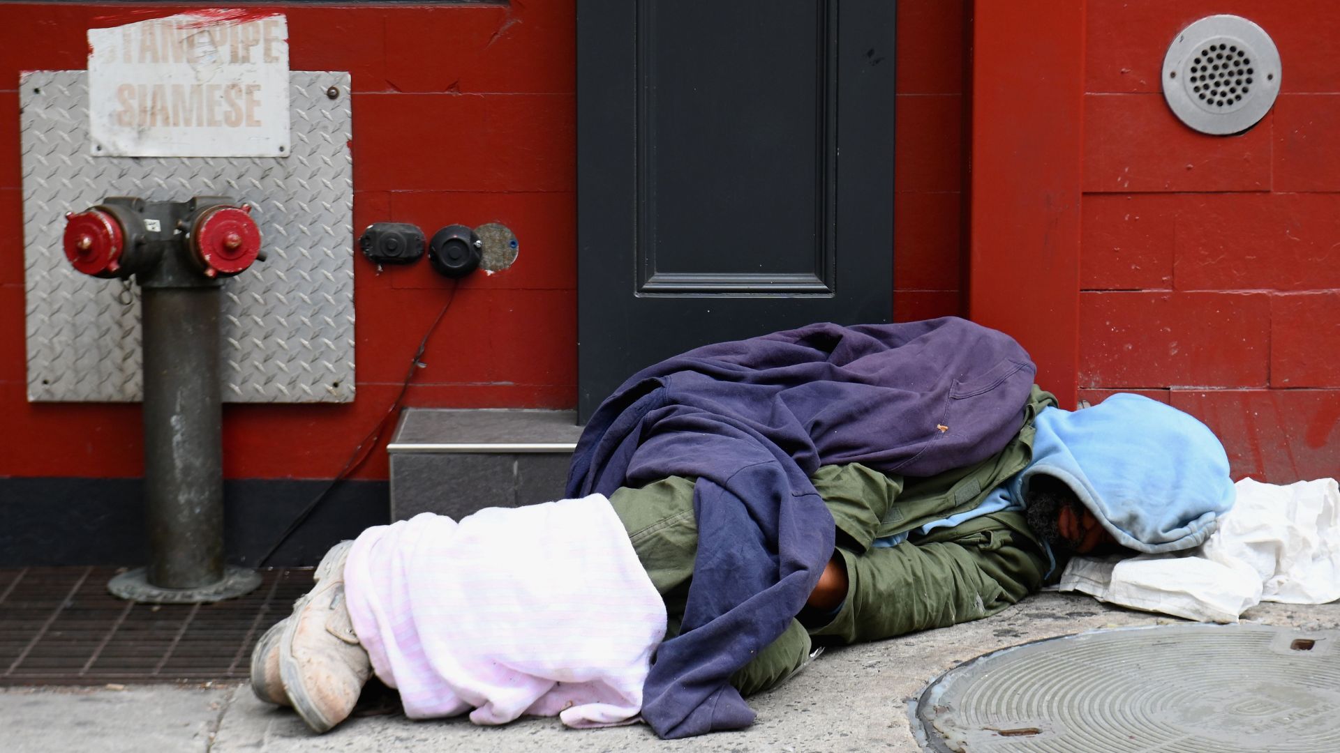 High rental costs contribute to making New York the second state with the most homeless people