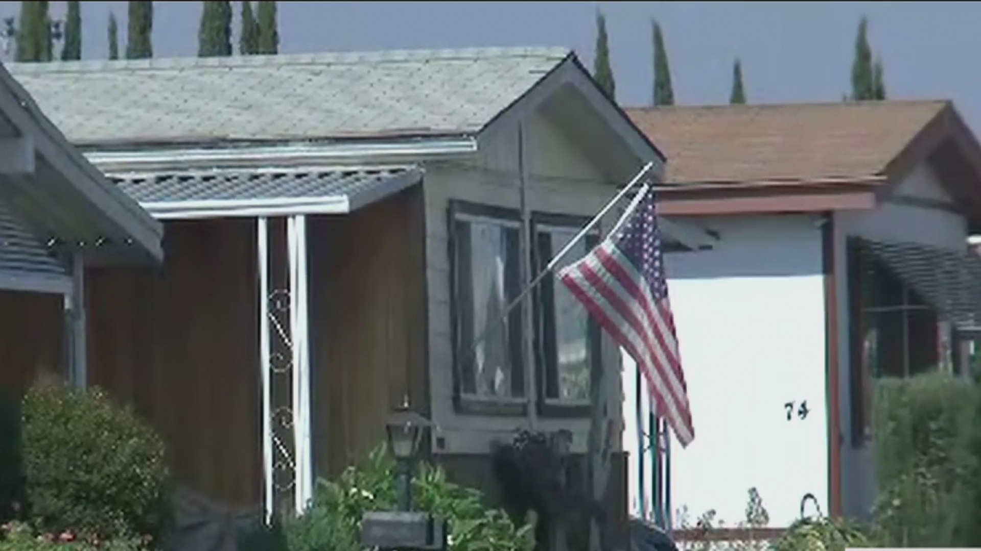 Más de 500 personas en Carson pueden quedar a la deriva por la venta del parque de casas móviles