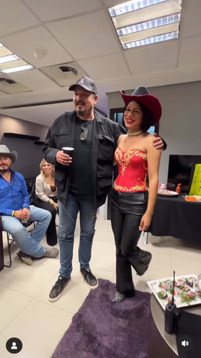 Leonardo Aguilar pide que ya no le pregunten por las polémicas de su  hermana Ángela | Univision Famosos | Univision