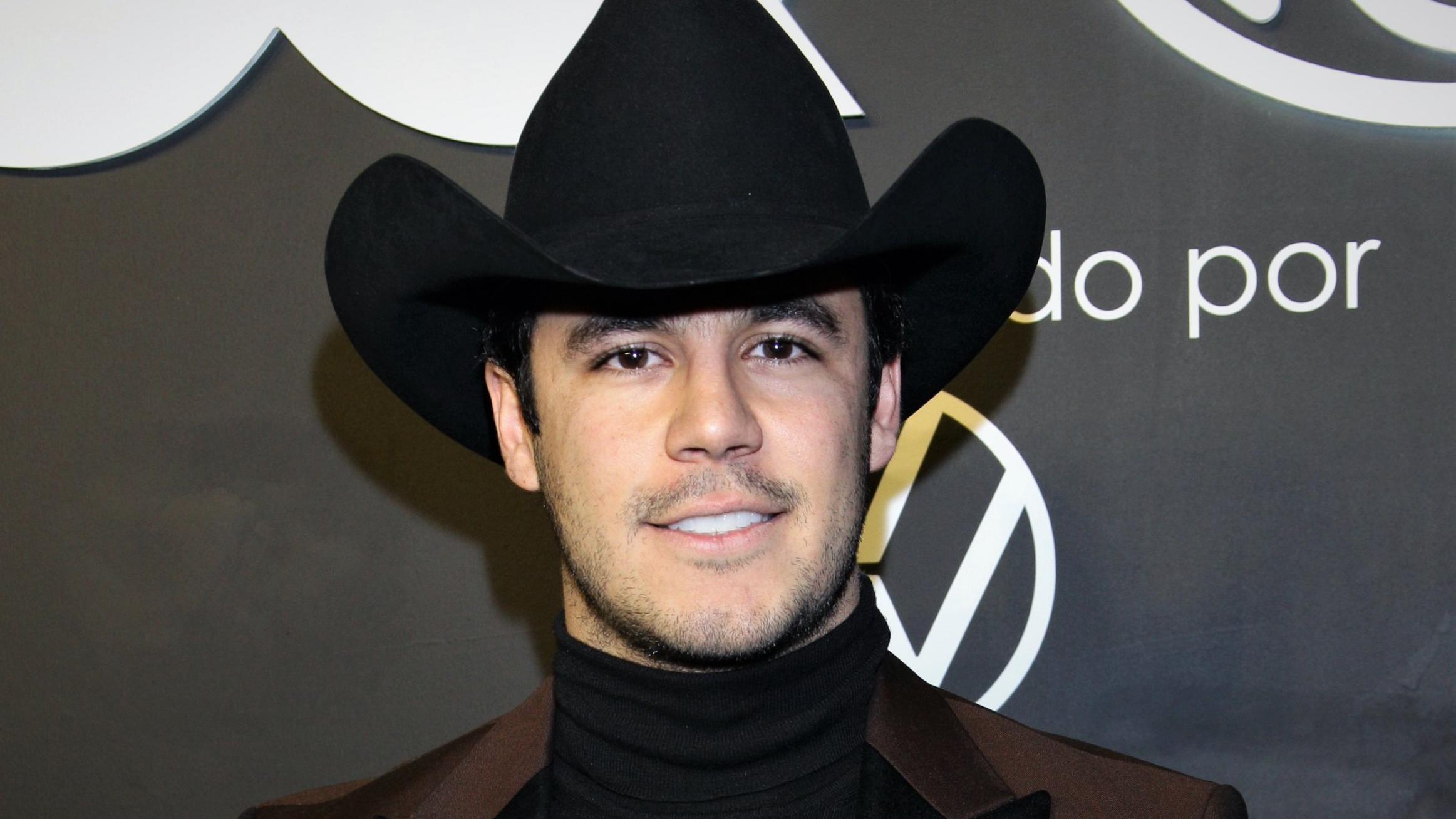 Eduardo Capetillo Jr. se sonroja al hablar de los piropos “subidos de