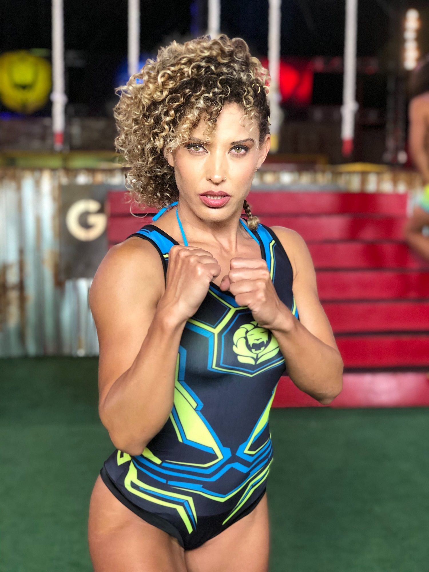 Thaily Amezcua, la maestra fitness de Cuéntamelo Ya!, sorprende en Guerreros 2020 con su