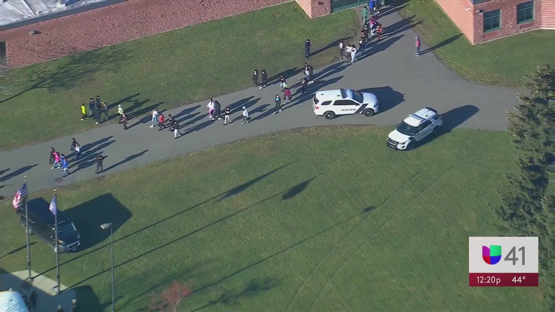 Monhagen Middle School en Middletown, Nueva York Apuñalan a dos