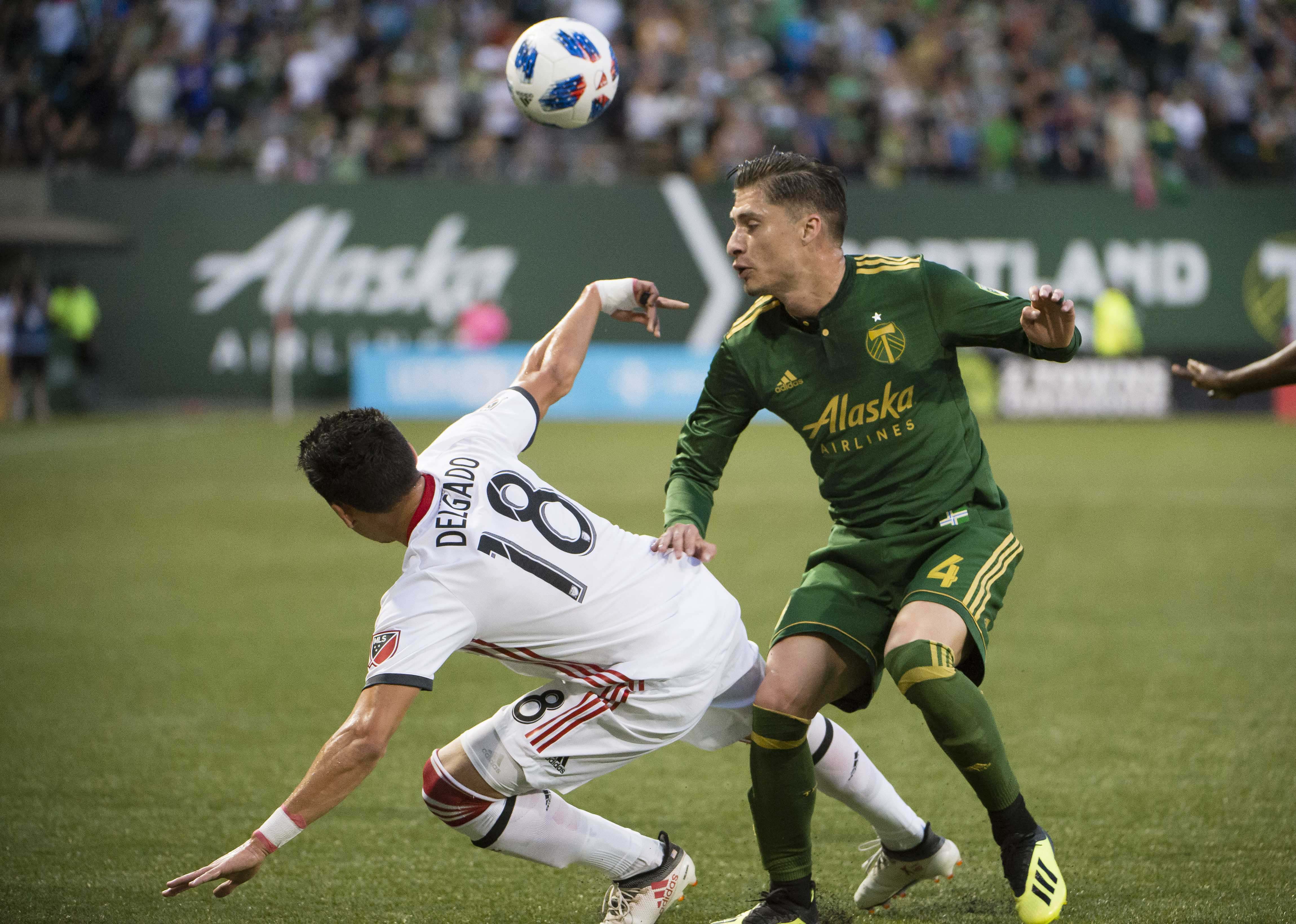 Jorge Villafaña elogió las virtudes de Savarese, compartió su nuevo