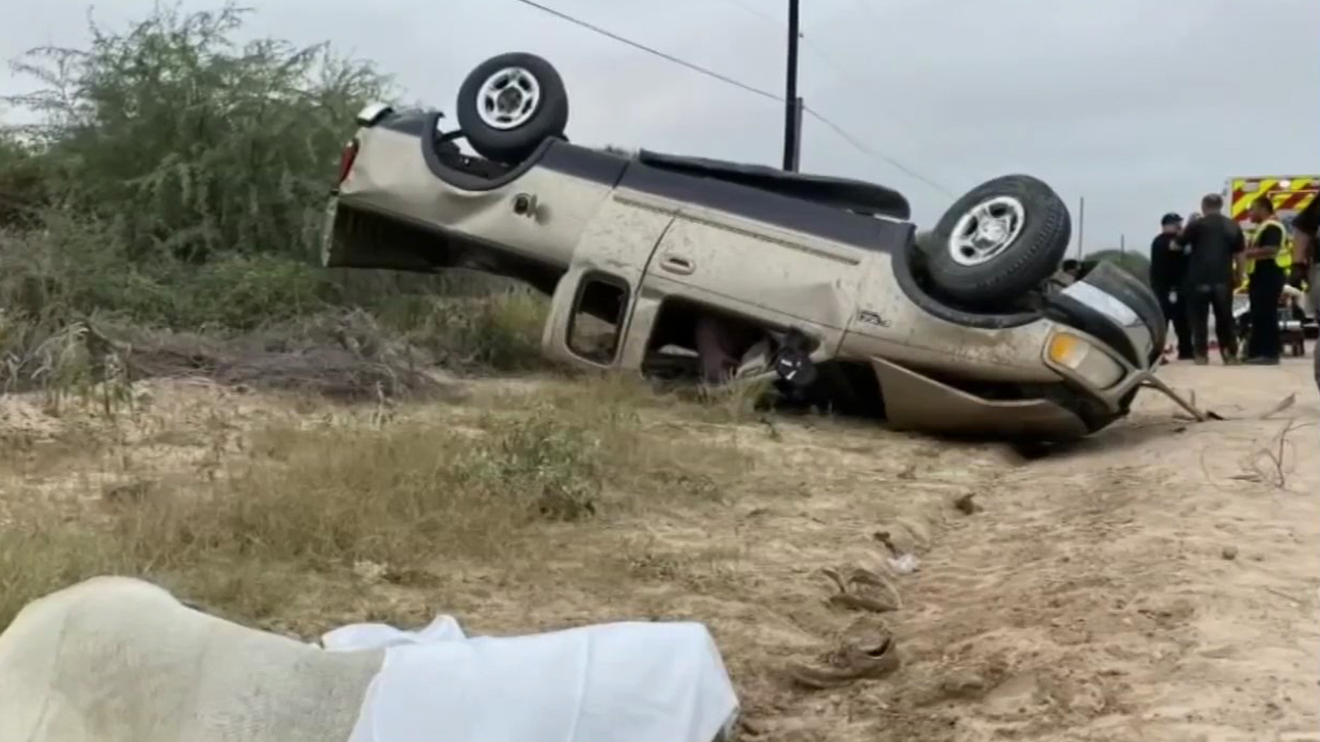Accidente que dejó un fallecido y 12 heridos en Texas estaría