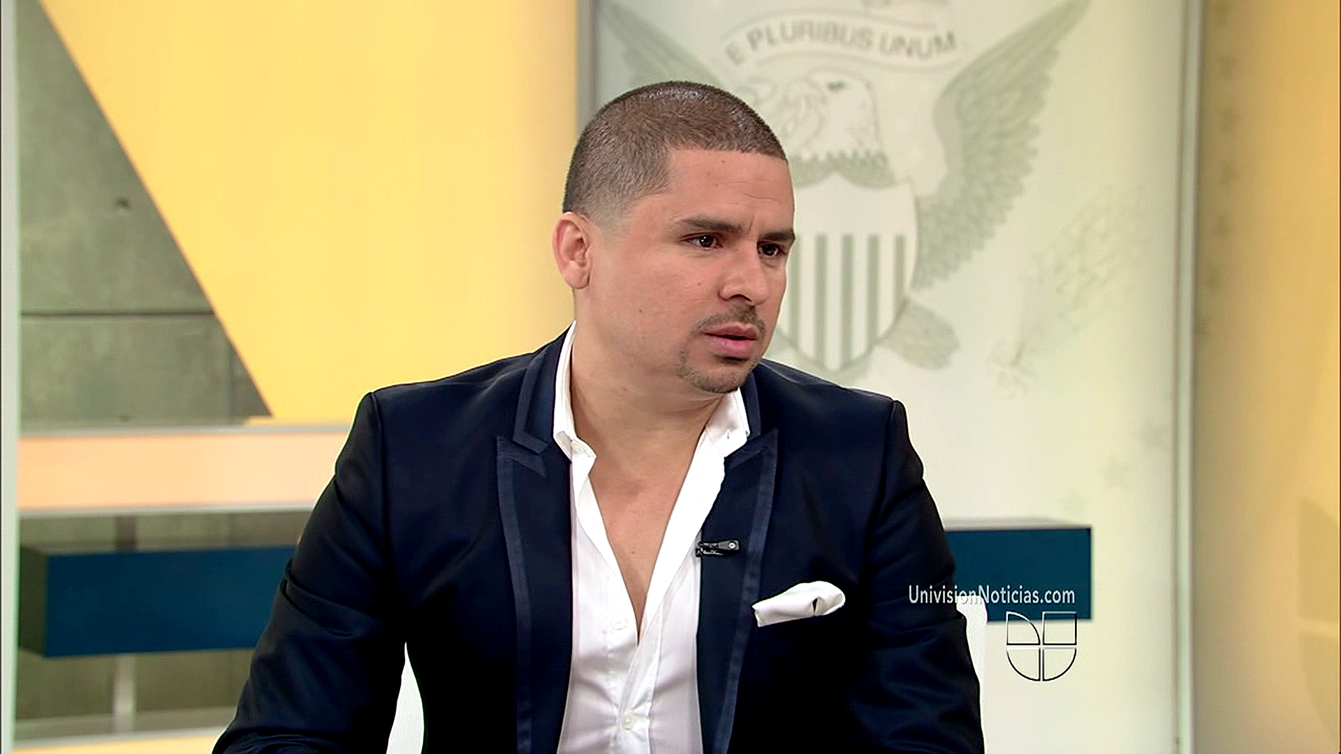 Ramos fue Al Punto con el cantante de corridos Larry Hernández