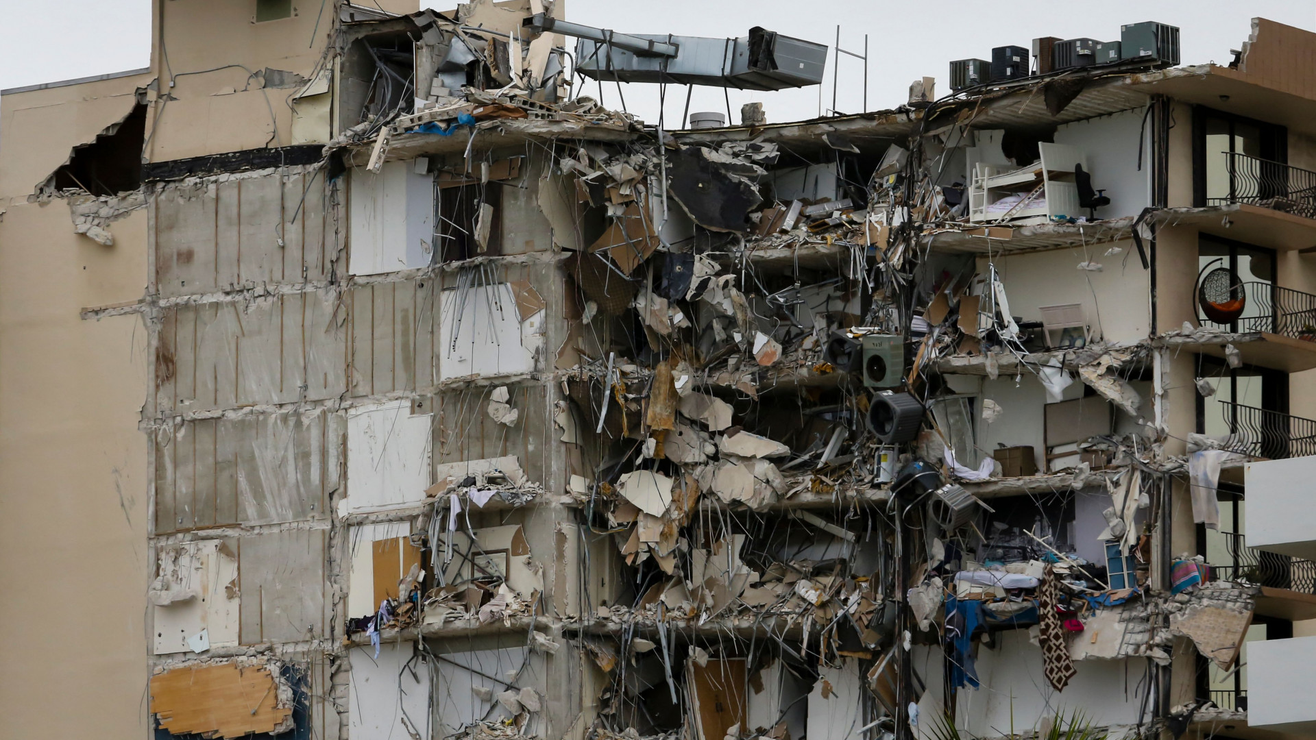 Canaletas de aluminio con fugas: causas, soluciones y prevención, image size:1920x1080