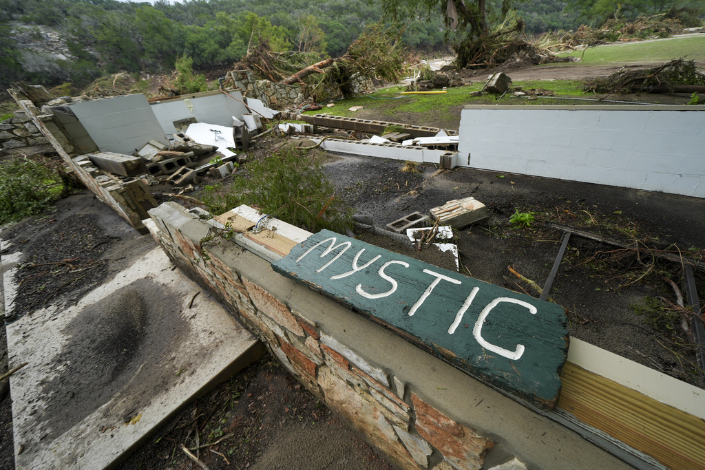 Camp Mystic: las inundaciones convirtieron un querido campamento de Texas en una pesadilla | Noticias Univision Estados Unidos | Univision