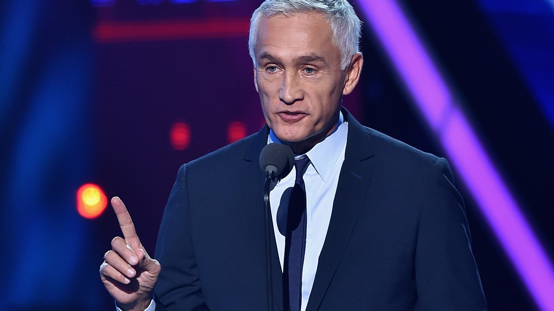 Ramos, premiado con el galardón Walter Cronkite a la excelencia