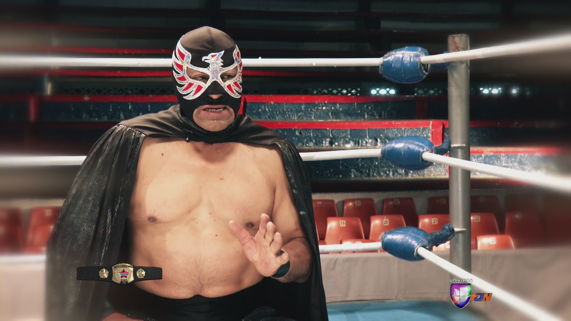 Águila Solitaria 'El Maestro' Shows República Deportiva Univision