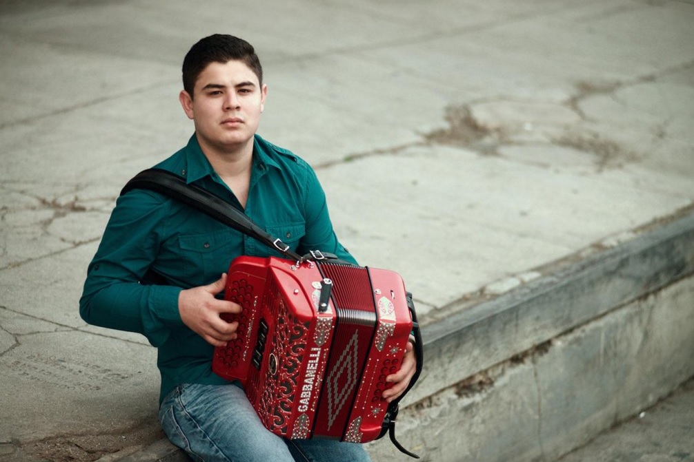 Alfredo Olivas desmiente que haya sido víctima de un atentado a balazos