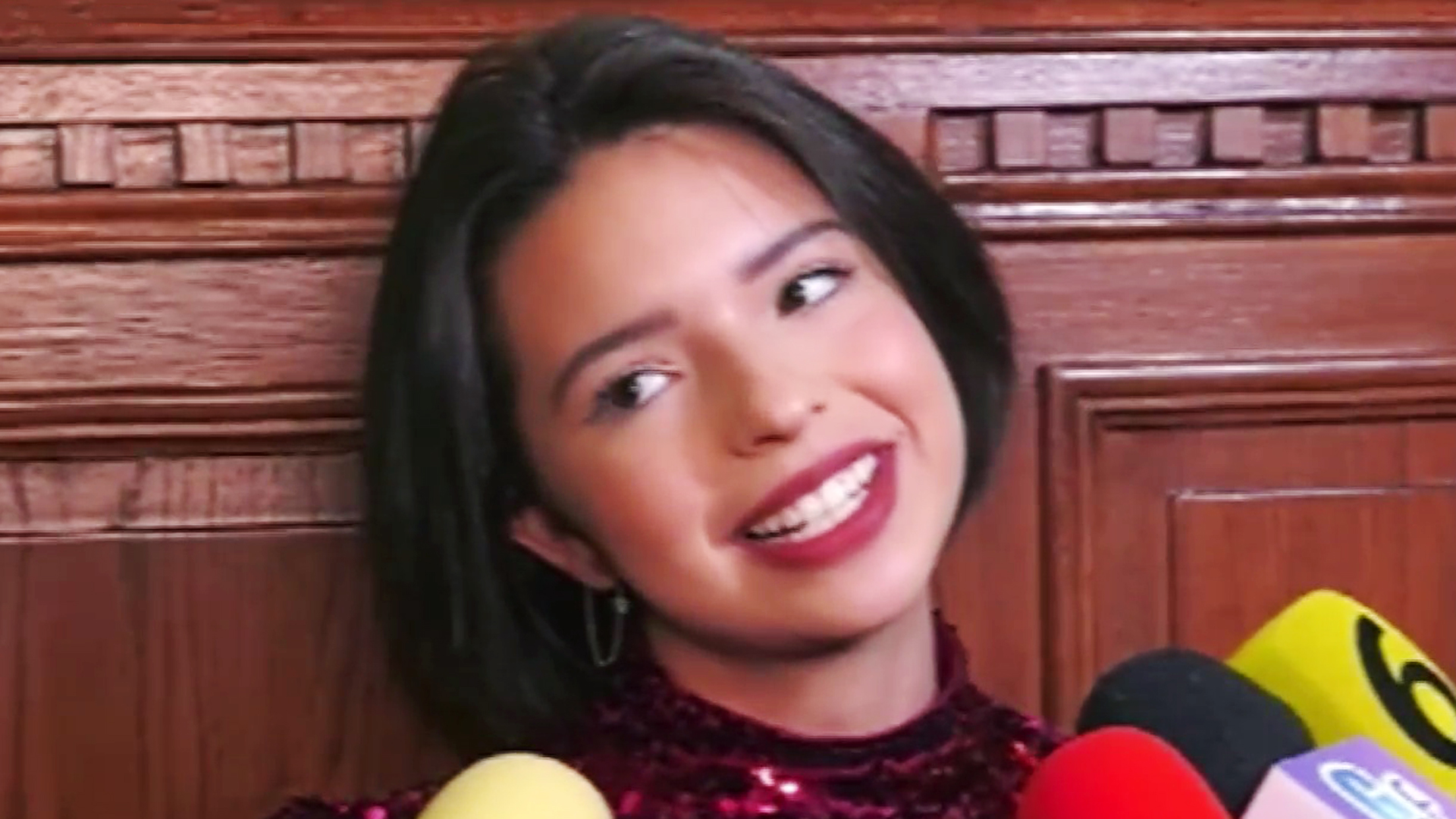 Ángela Aguilar reveló el impresionante número de familiares con los que celebrará Navidad
