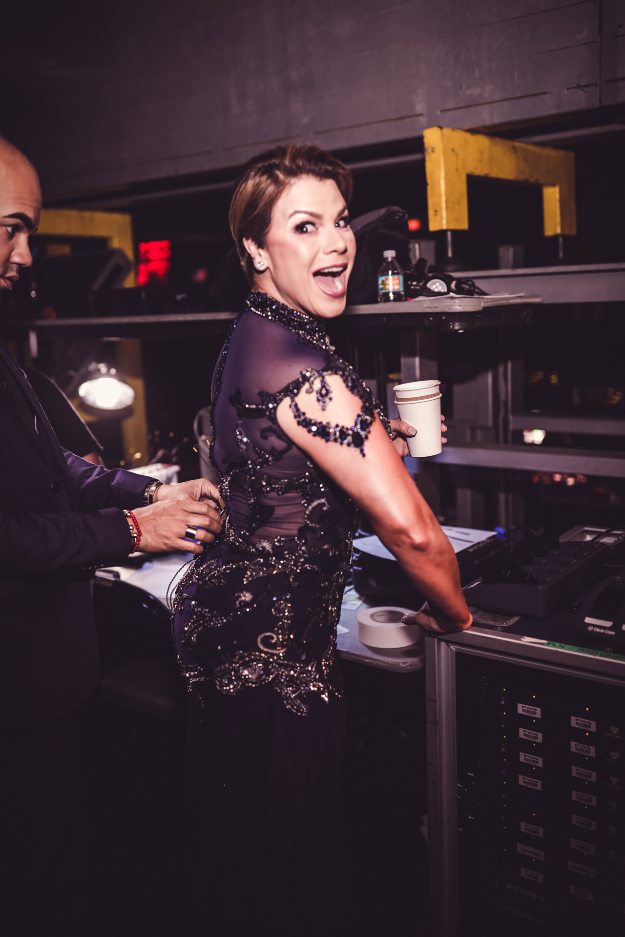 Lo mejor de Premio Lo Nuestro 2018: presentaciones, alfombra y todos los  famosos | Premio Lo Nuestro | Univision, image size:1280x1920