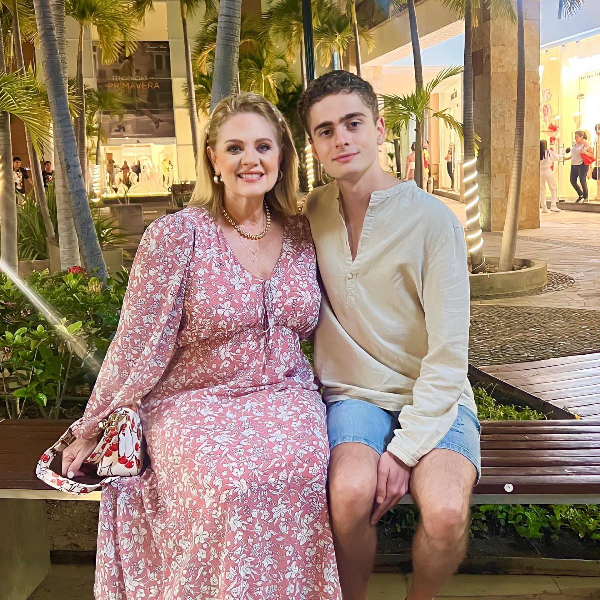 Erika Buenfil interfiere en la relación de su hijo Nicolás y su padre? Ella  habla | Las Estrellas Home Lo Último | Las Estrellas