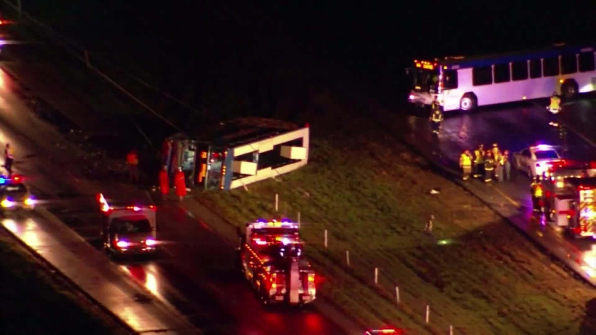 Se vuelca Megabus que venía de camino a Chicago Noticias Univision