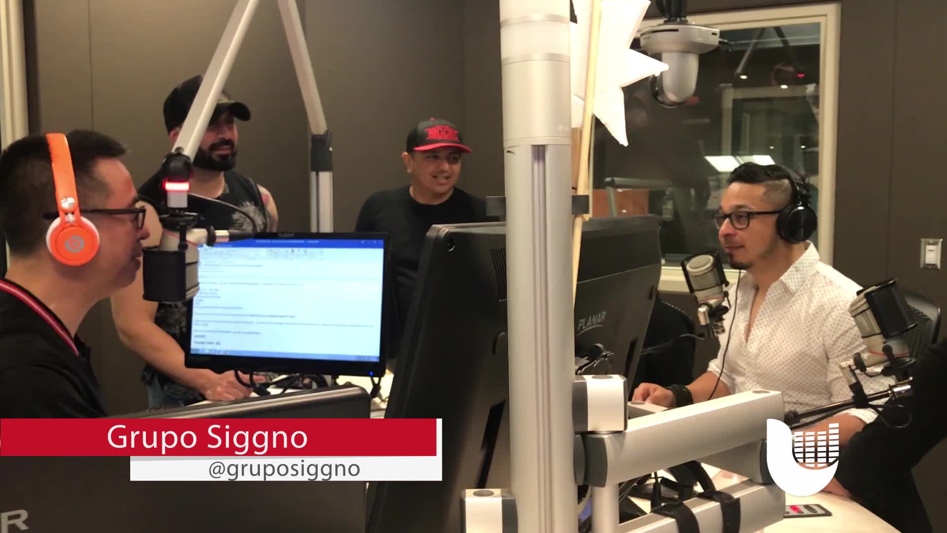 Siggno’s Jesse Turner Celebrates 40th Birthday with KXTN