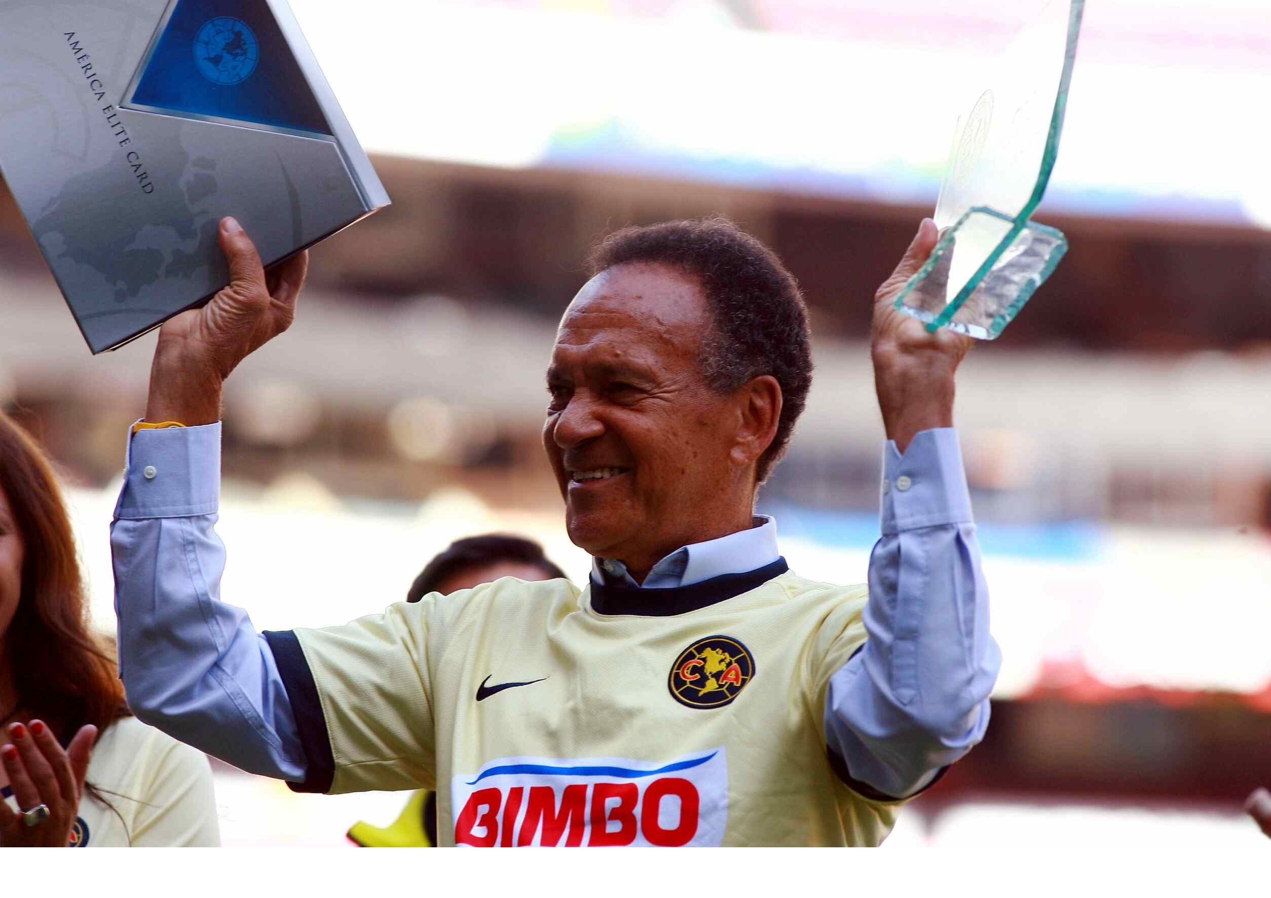 Andres Cantor El Idolo Del Futbol Retiring - rjywi1s