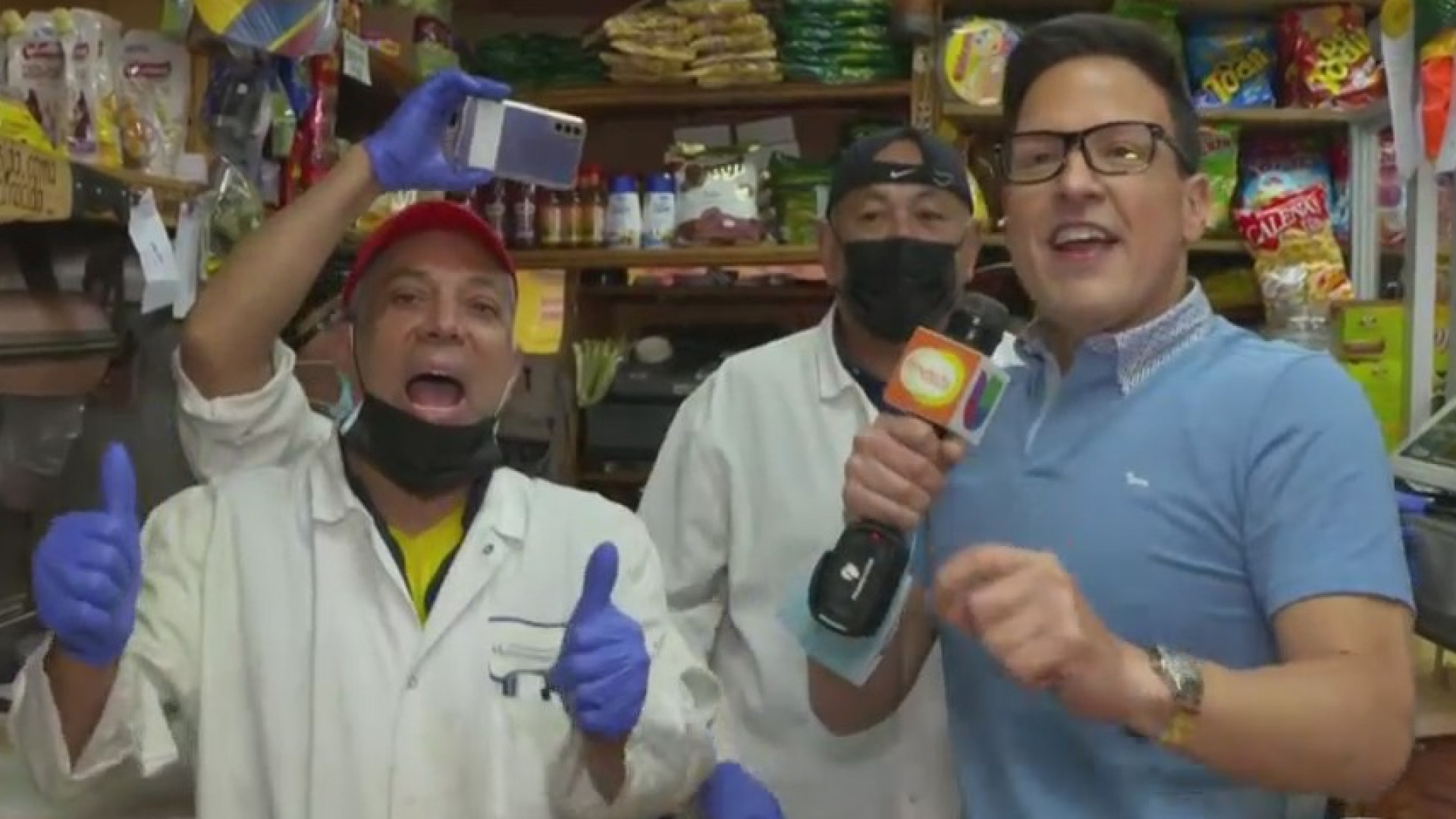 El entusiasmo hispano le da el toque a una típica carnicería en Queens Shows Despierta América