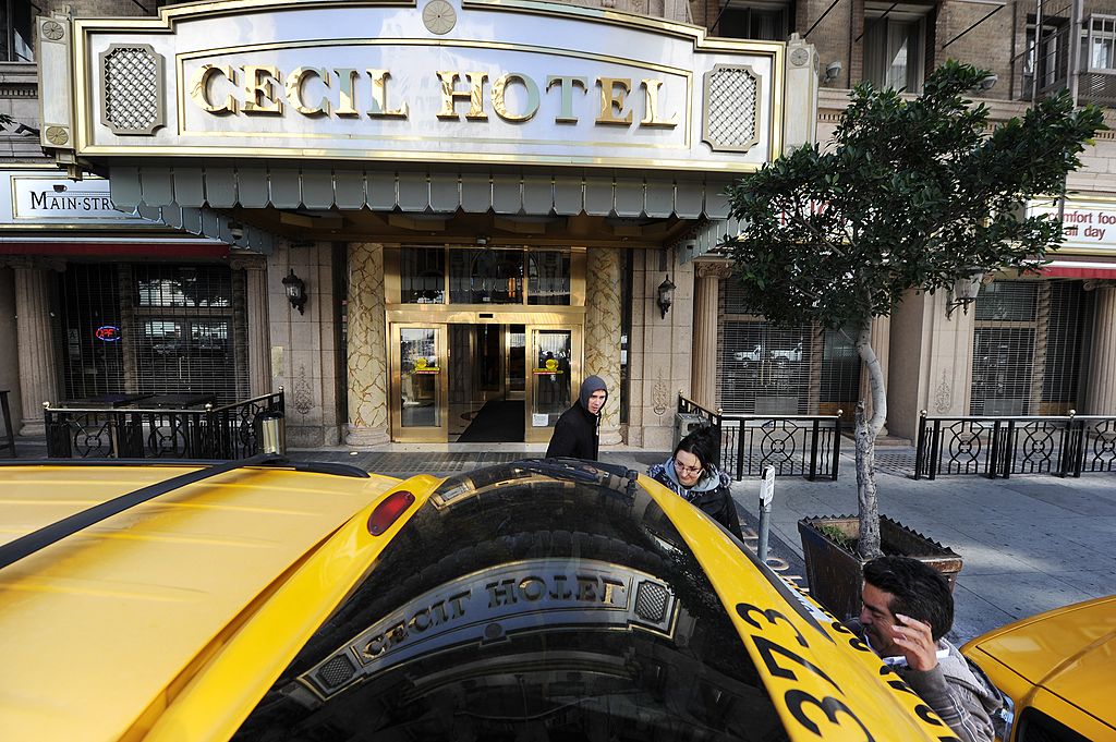 Hotel Cecil, conocido por su espeluznante pasado y documental de Netflix, se convertirá en Hotel Cecil, conocido por su espeluznante pasado y documental de Netflix, se convertirá en