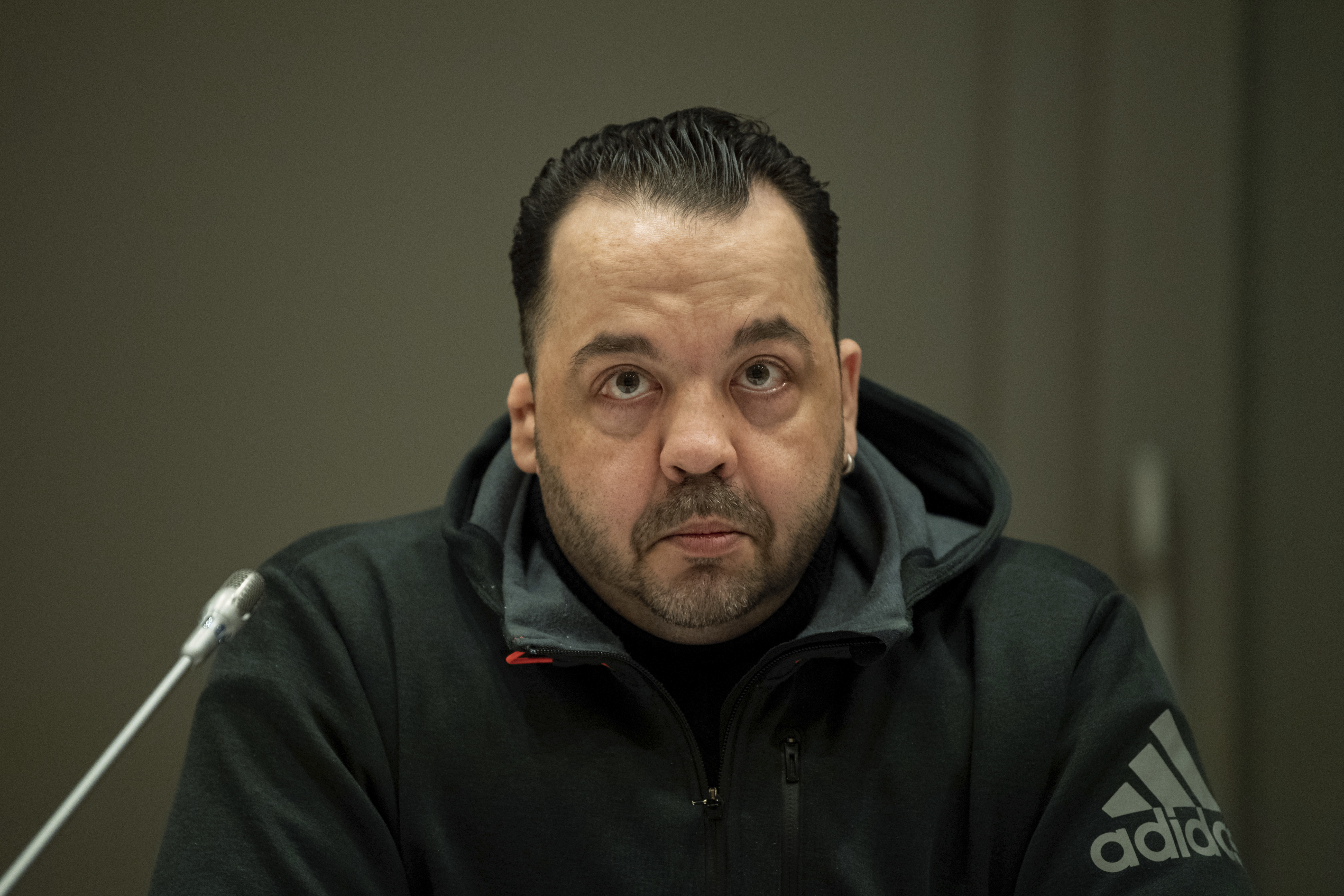 El enfermero que mató al menos 85 pacientes "por aburrimiento" es condenado a cadena perpetua | Noticias Univision Criminalidad | Univision