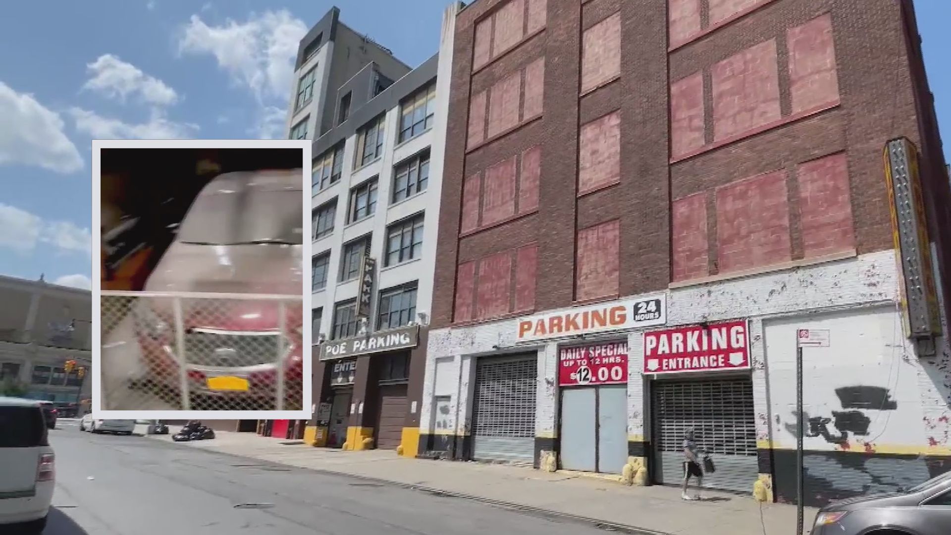 Decenas de autos siguen atrapados en el estacionamiento Super Elite