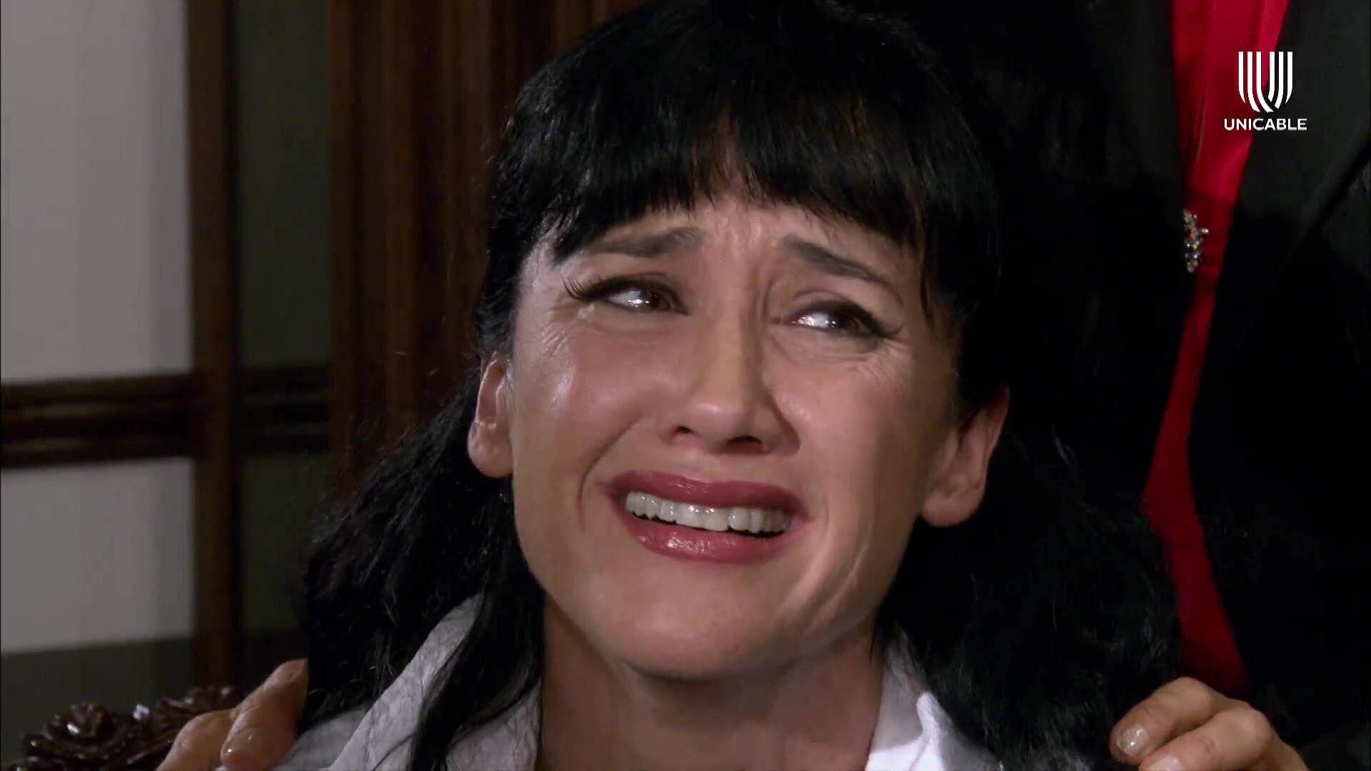 Fuego en la sangre - Ruth enloquece al saber que Eva es su verdadera